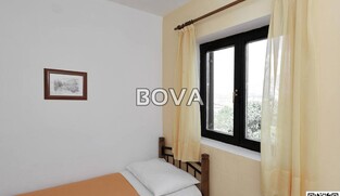 Kuća 516 m2 &ndash; Vinjerac *Bazen* (ID-2250)