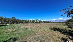 Građevinsko zemlji&scaron;te 2759 m2 &ndash; Poljica *Pravilan oblik* (ID-2480/F)