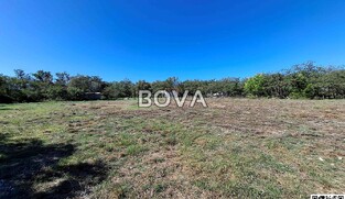 Građevinsko zemlji&scaron;te 2759 m2 &ndash; Poljica *Pravilan oblik* (ID-2480/F)