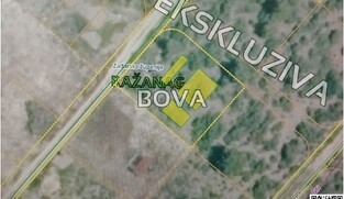 Građevinsko zemlji&scaron;te 781 m2 &ndash; Ražanac *Građevinska dozvola* (ID-2588/E)